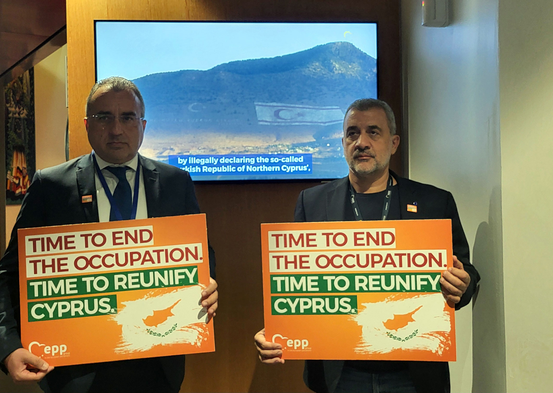 Cypriot MEPs host Cyprus problem awareness campaign
