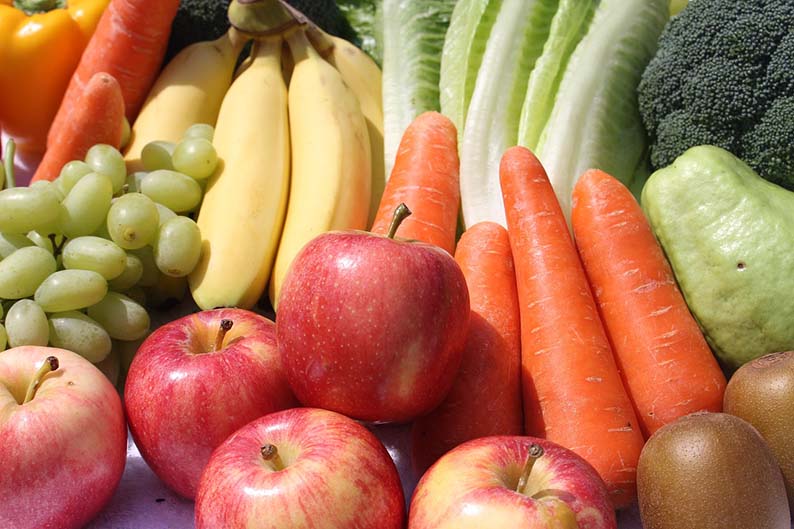 Huge increase in fruit and veg prices, retailers the big winners