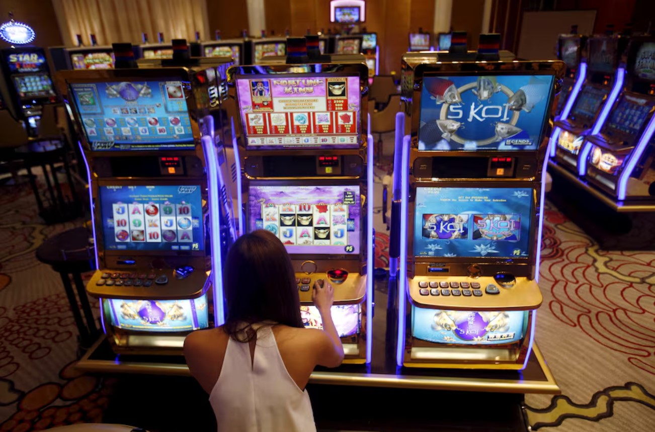 Philippines to start winding down operations of offshore gaming hubs