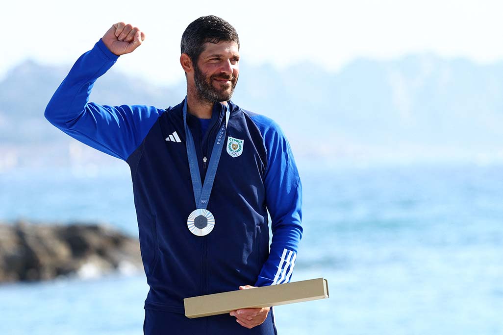 Beards the order of the day for superstitious men’s medallists