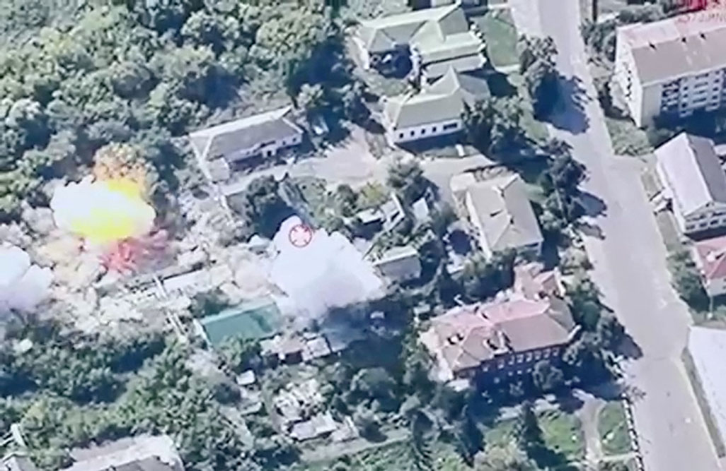 image Ukraine intent on keeping Russian territory, US official says