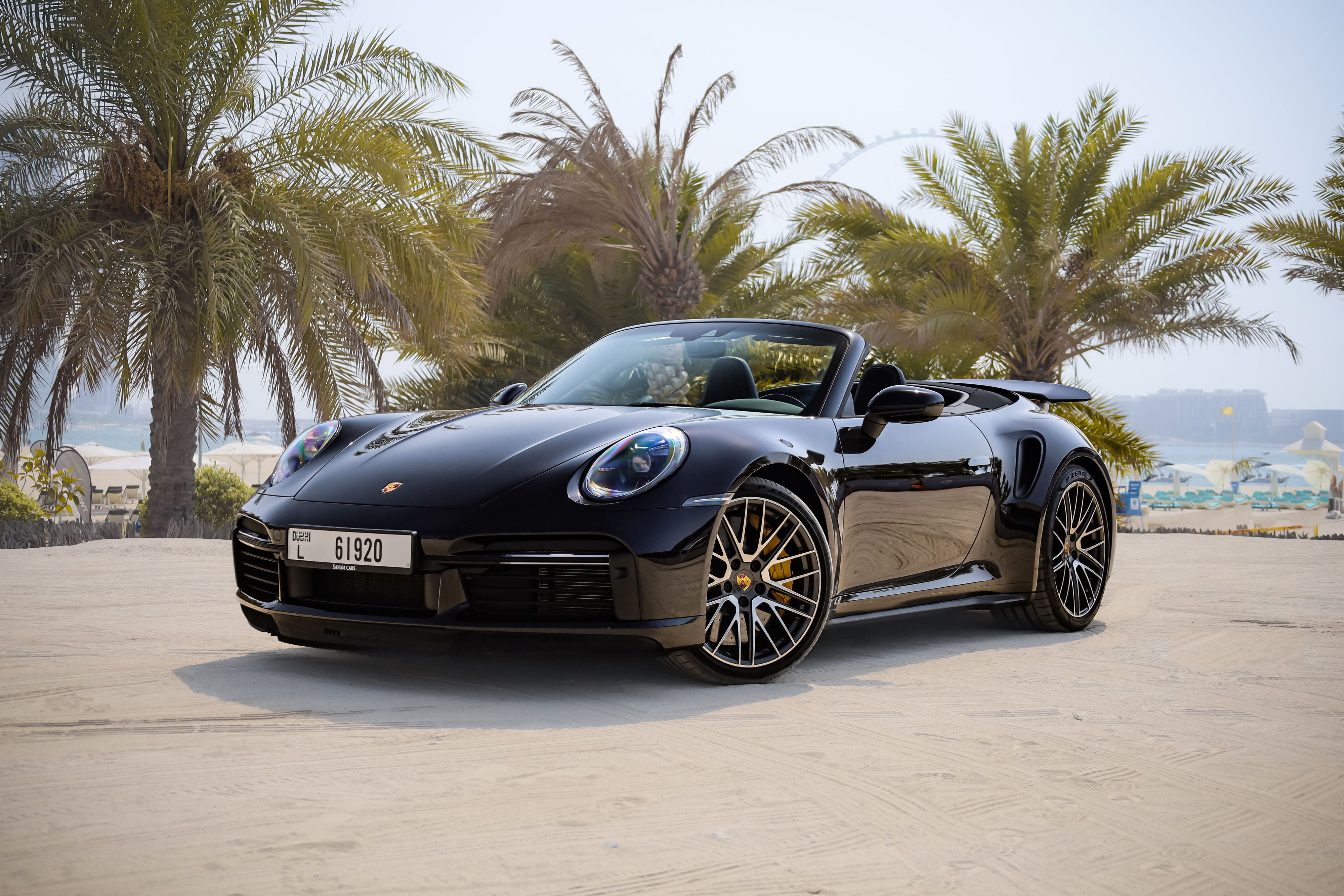 Dubai in style: Renting Porsche to explore the city
