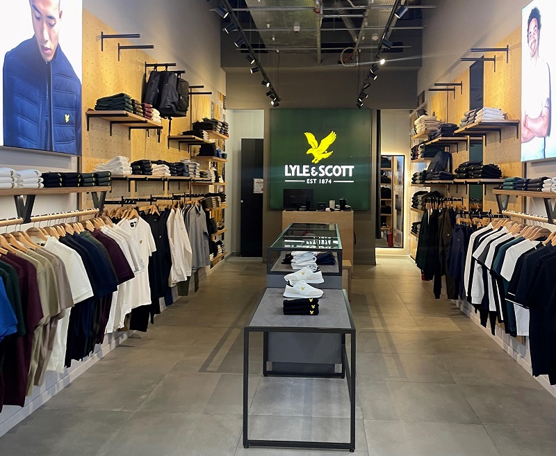 image Lyle &amp; Scott fashion brand arrives at Nicosia Mall