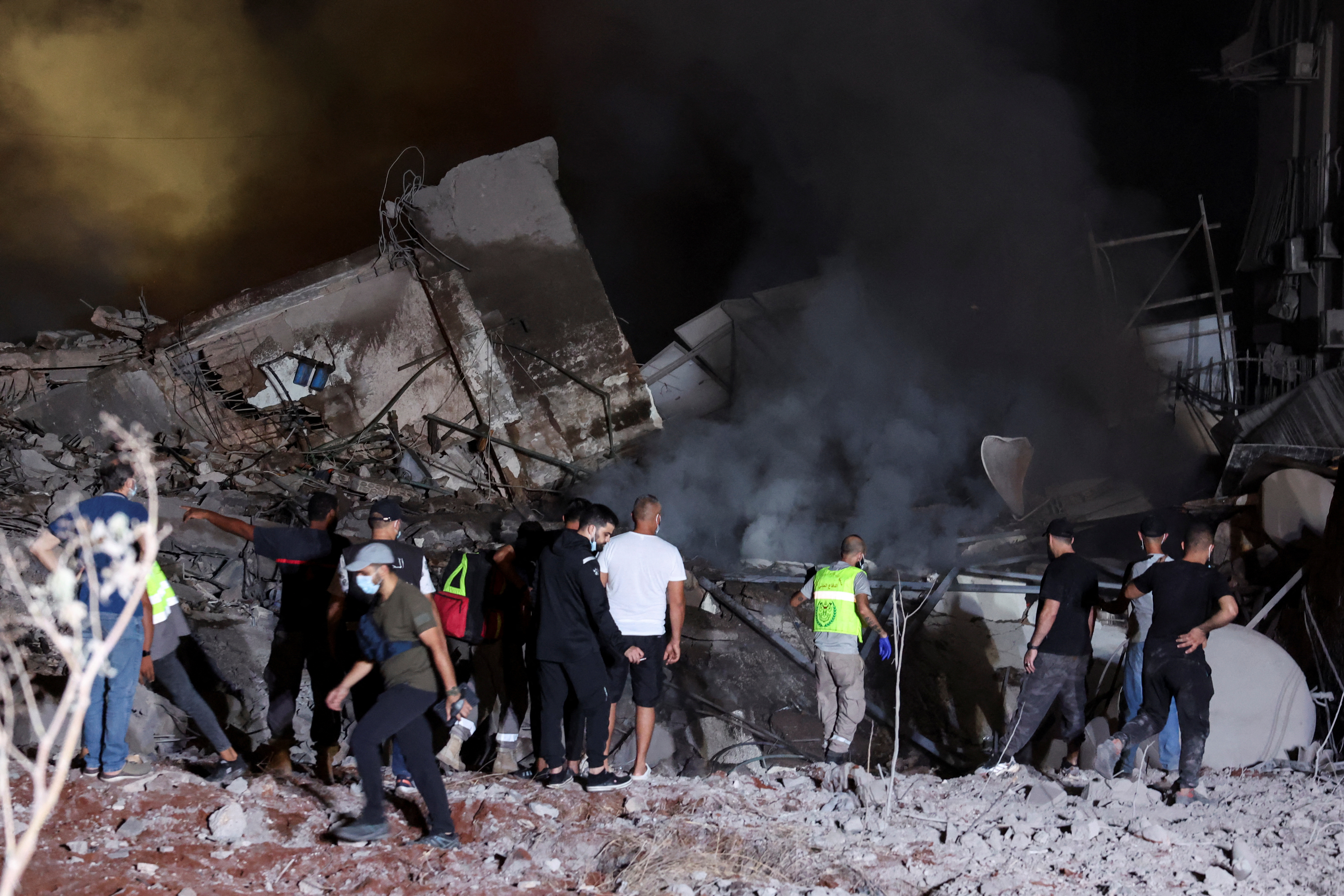 Israeli airstrikes rock Beirut, target Hezbollah command