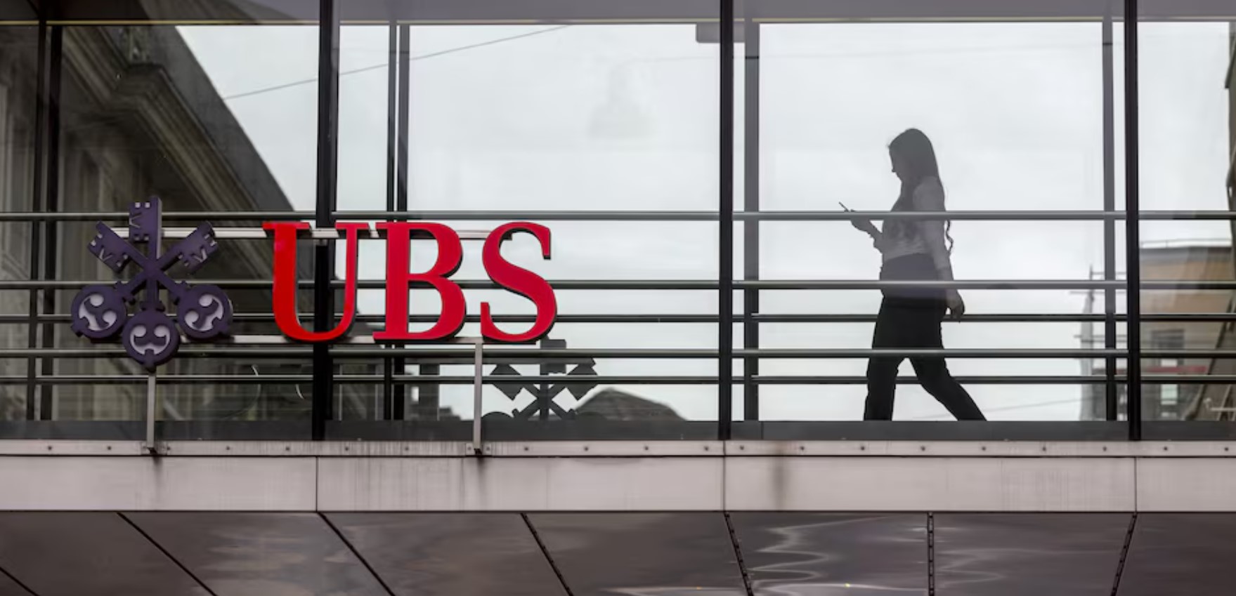 image UBS shifts focus away from corporate bonds as yields drop, risks increase