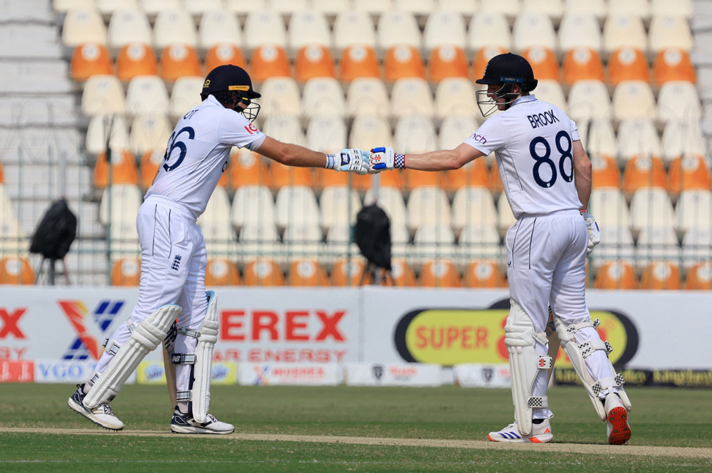 England smash cricket records in astonishing match in Pakistan