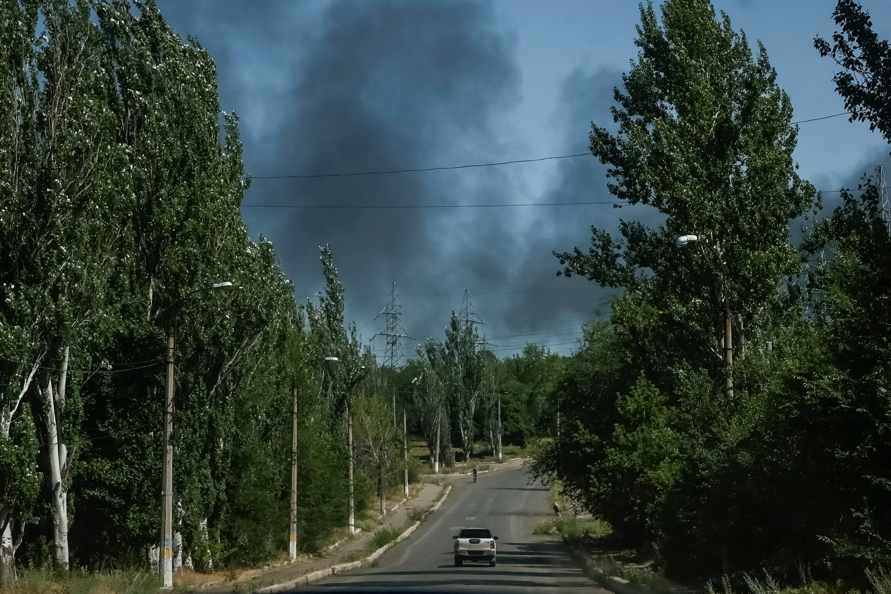 Ukrainian forces hold around half of Toretsk, trying to beat back Russian advance, local official says