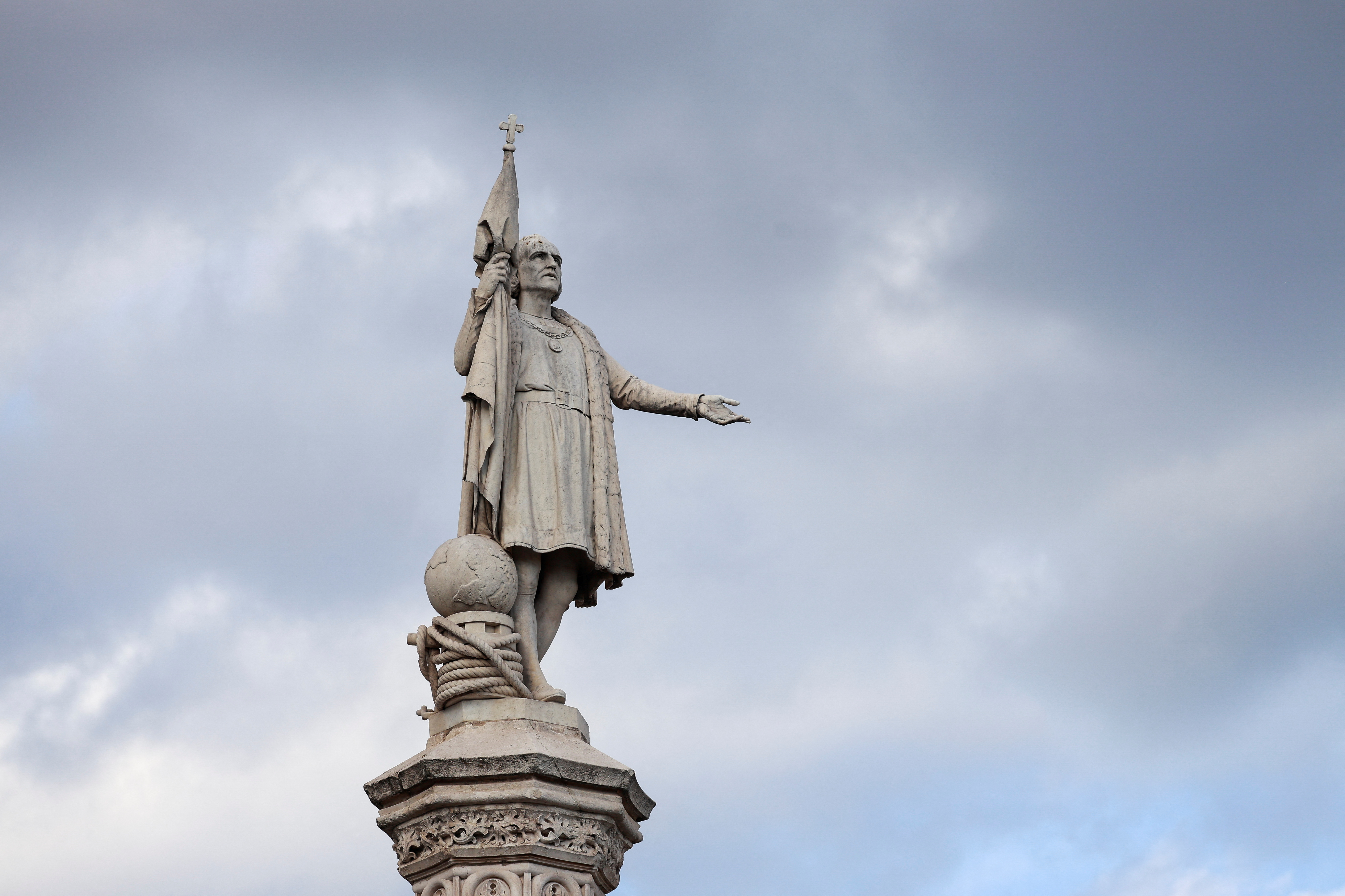 Spanish scientists to shed light on mystery of Columbus origins, burial