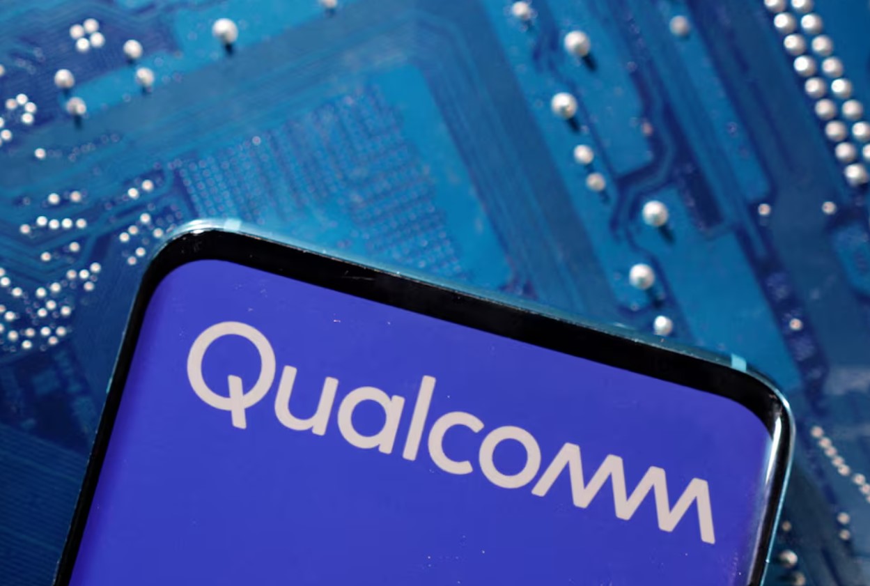 Qualcomm, Alphabet team up for automotive AI; Mercedes inks chip deal