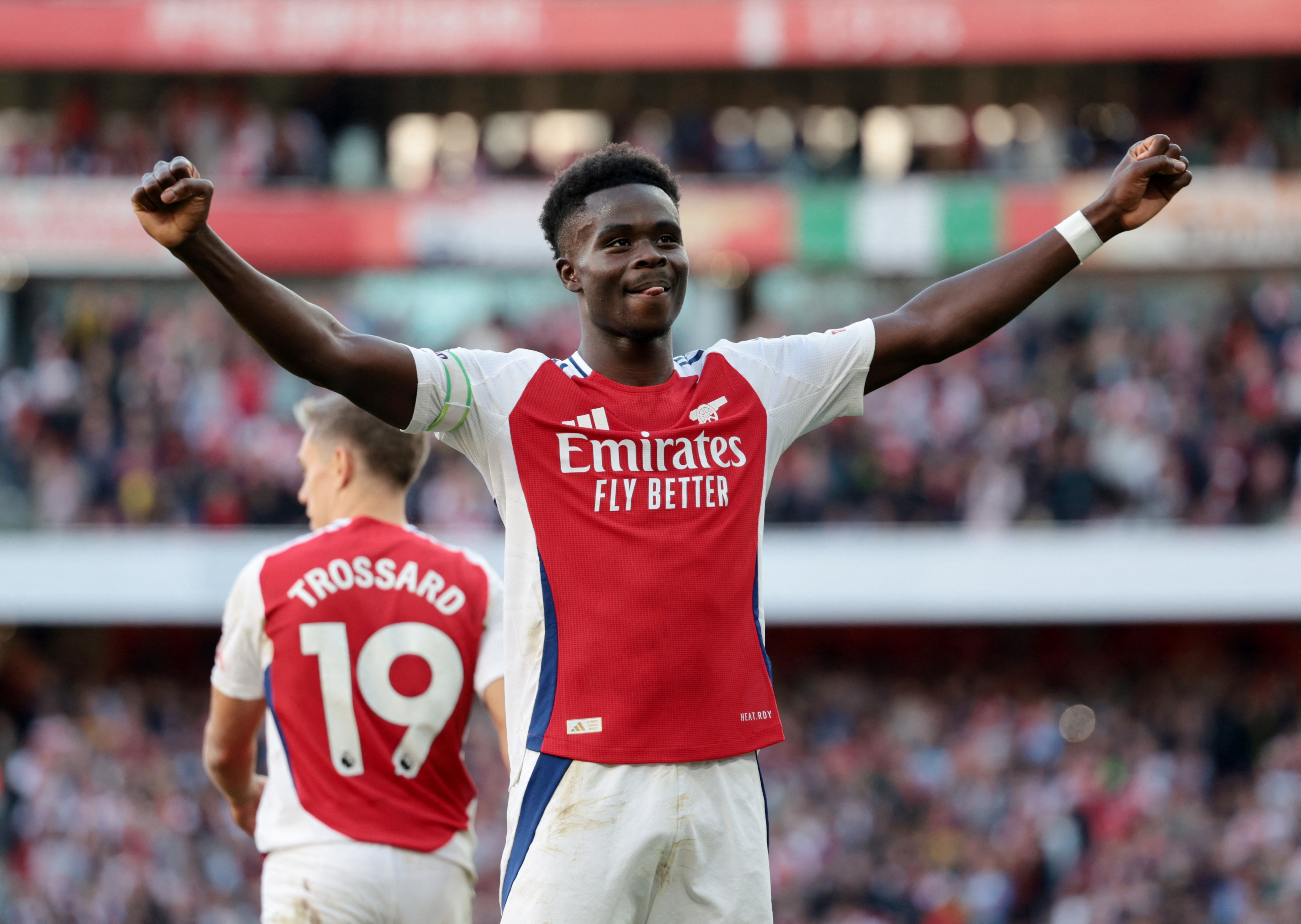 Saka steers Arsenal to comeback win over Southampton, Man City beat Fulham