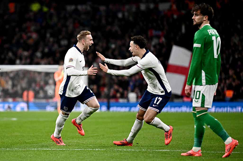 England thrash Ireland to earn Nations League promotion