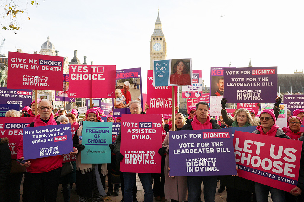 British lawmakers give initial support to assisted dying bill