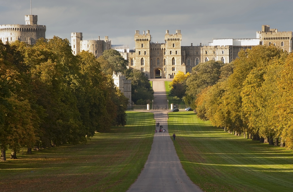 Masked men break into Windsor Castle estate, The Sun reports