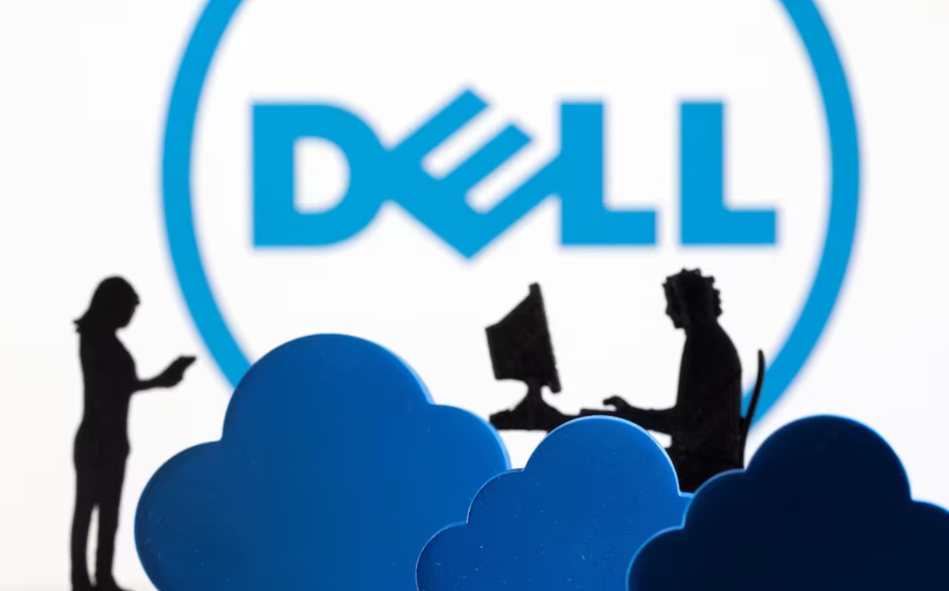 HP, Dell’s weak forecasts spark share selloff, doubts over PC market recovery