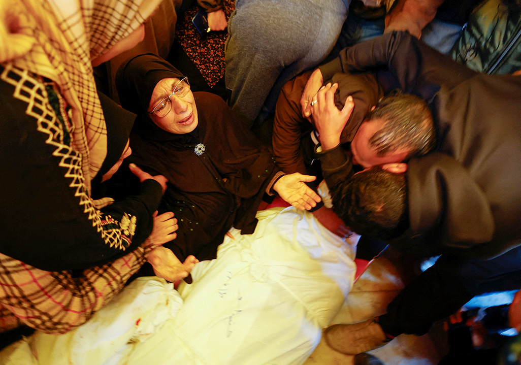 Palestinians mourn dead after Israeli strike on Gaza’s Khan Younis