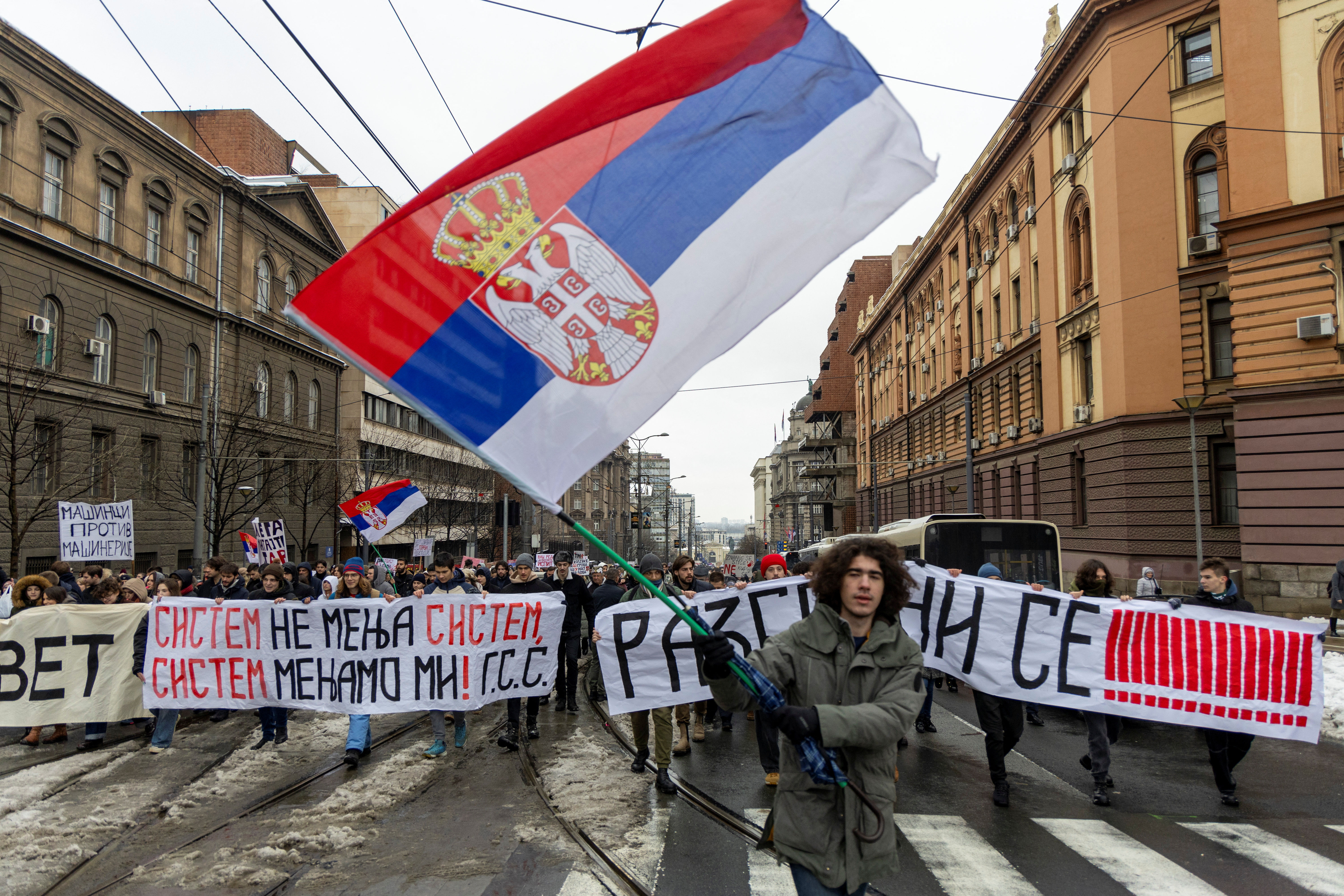 image Serbia indicts 13 for railway station awning collapse