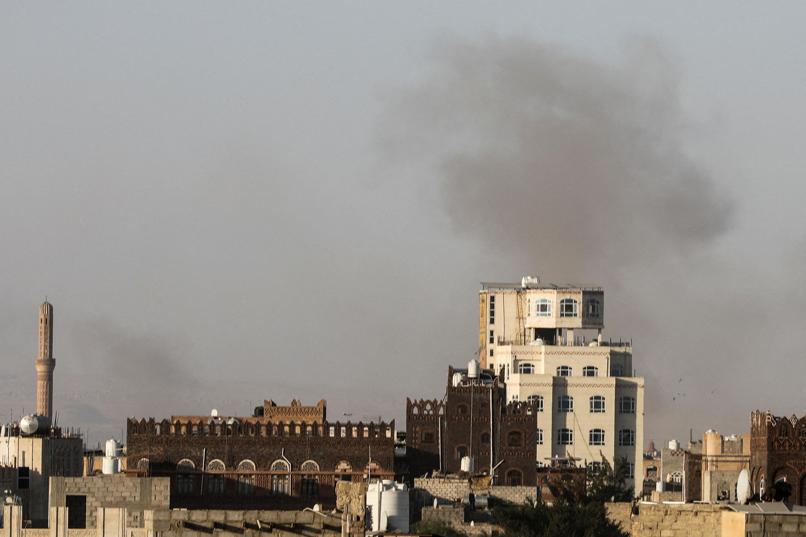 image Israel strikes Yemen&#8217;s Sana&#8217;a airport, UN health chief at airport during attack
