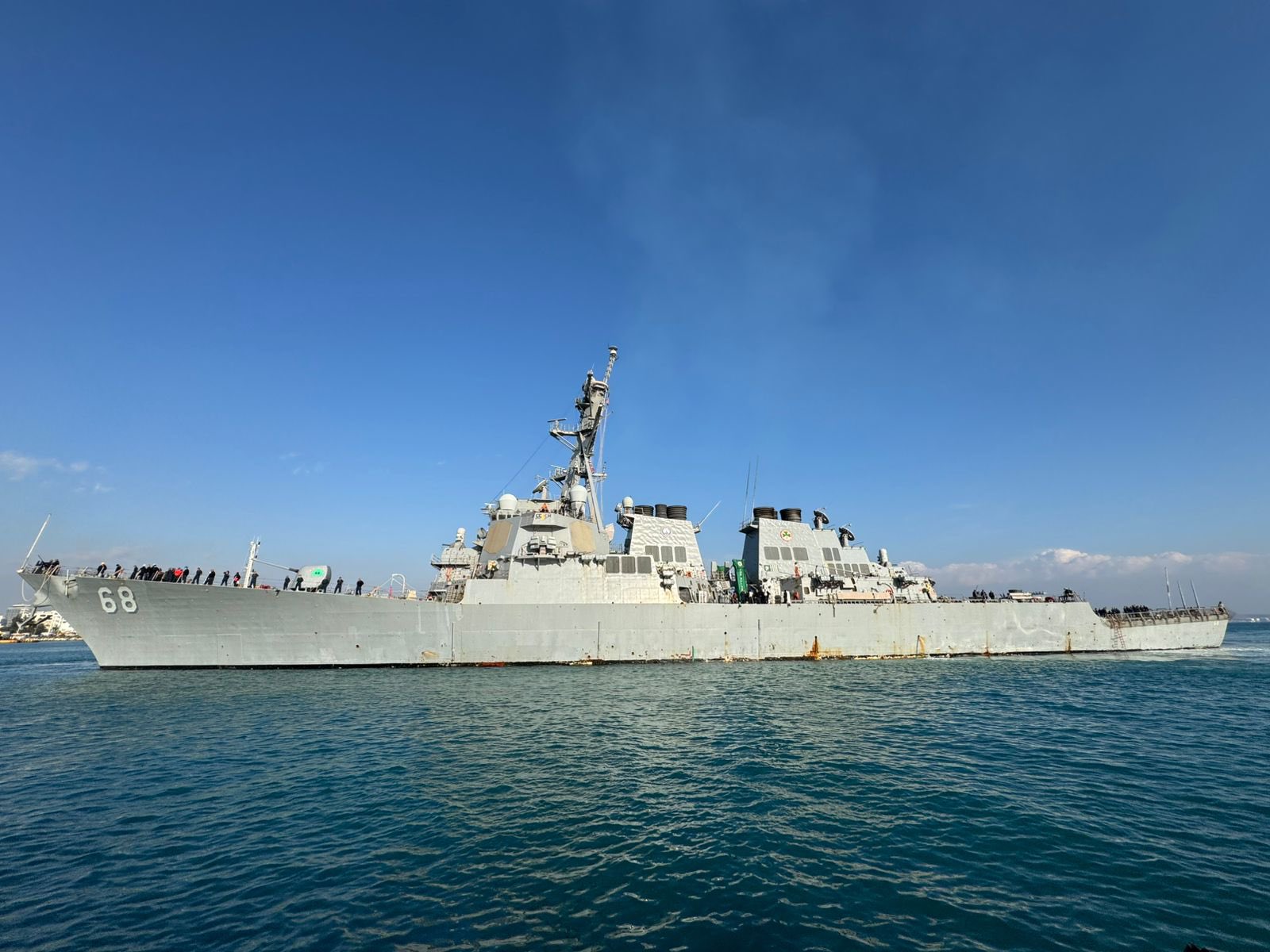 USS The Sullivans arrives in Cyprus