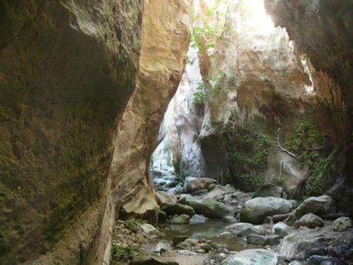 image The temporary closing of the Avakas Gorge