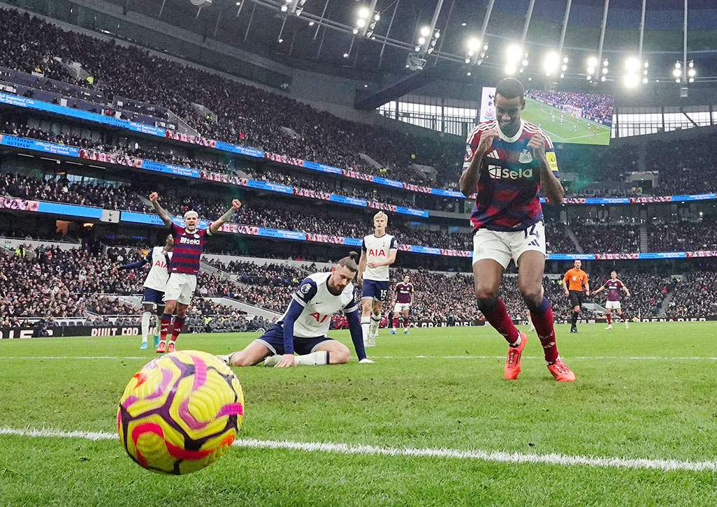 image Isak grabs winner as Newcastle edge out Tottenham