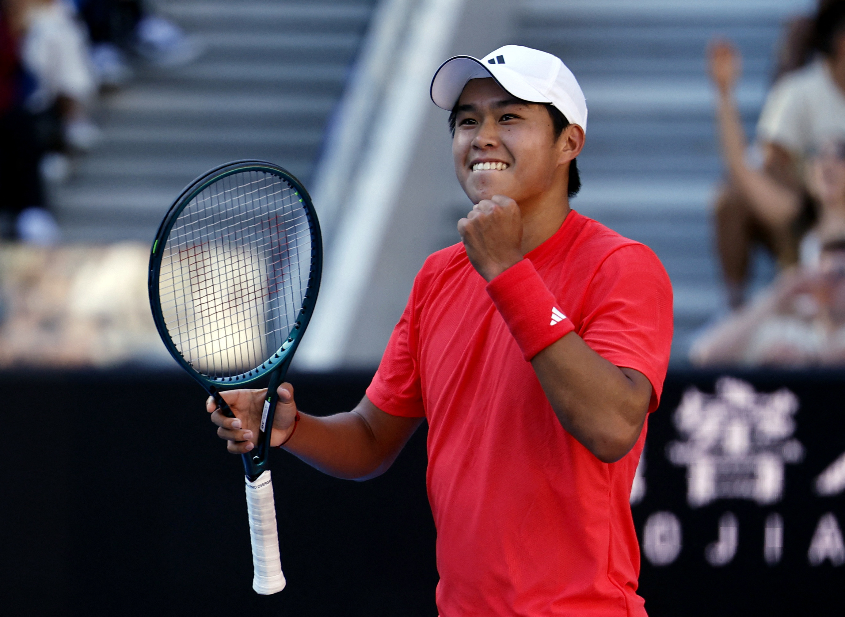 Teen Tien reaches fourth round as Monfils stops Fritz