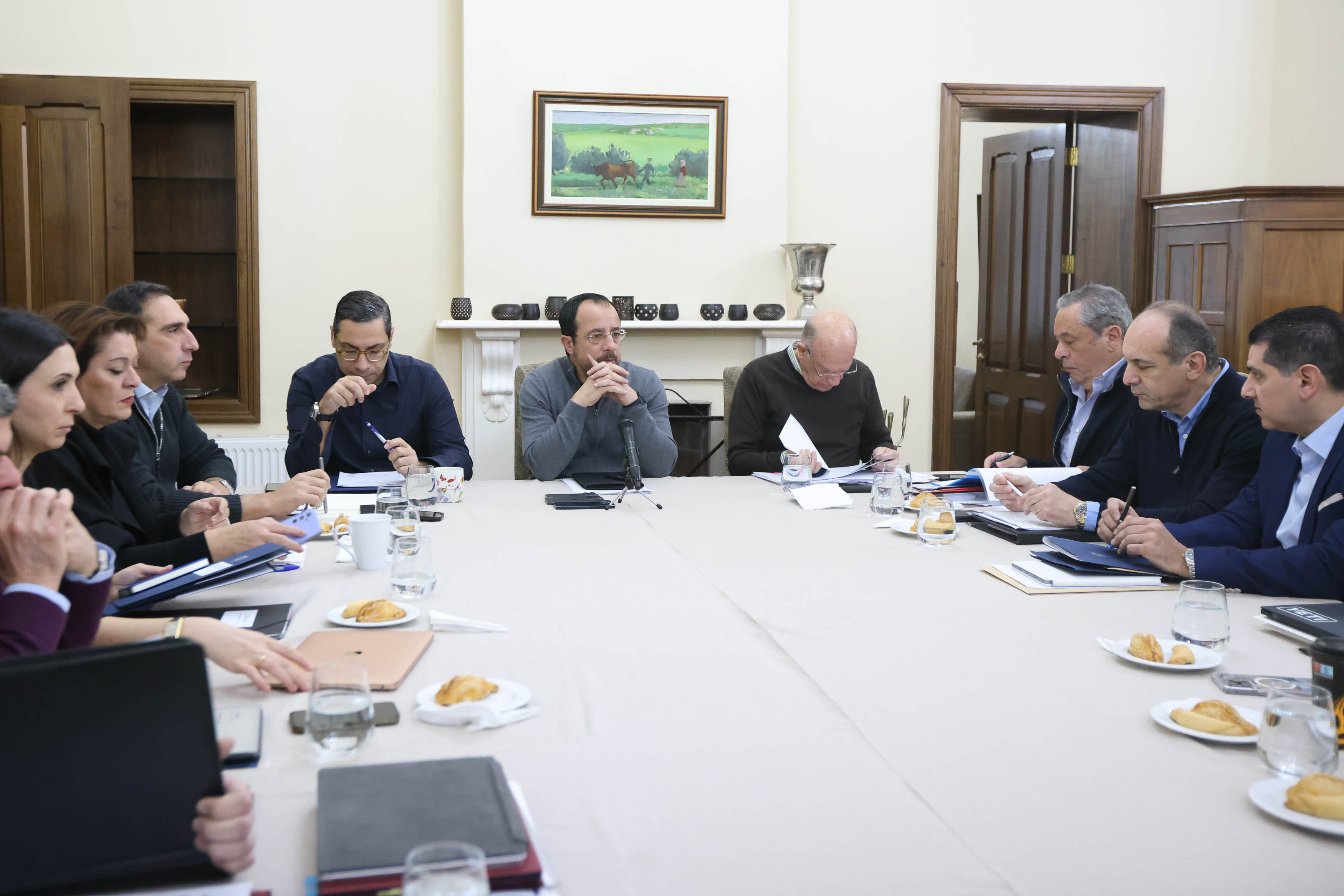 President chairs cabinet meeting in Troodos for 2025 goals