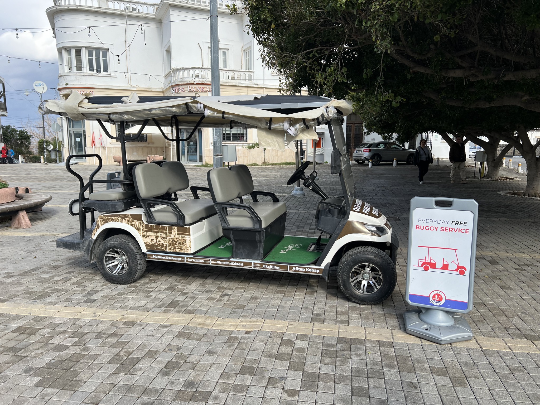 Kyrenia launches free golf buggy transport service