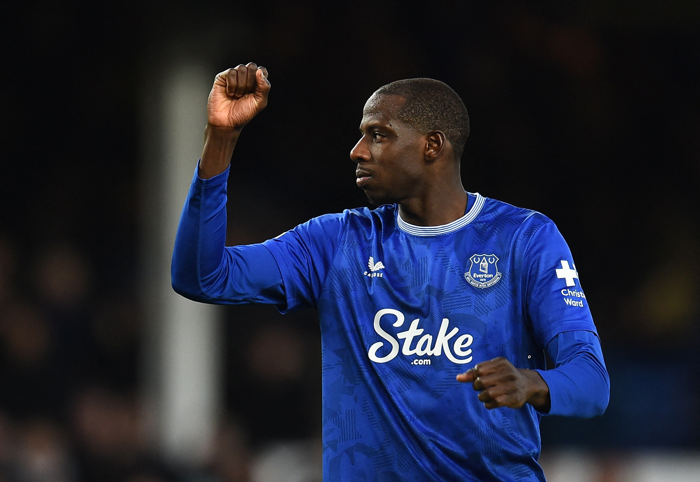 Doucoure scores fastest goal of season as Everton thrash Leicester 4-0