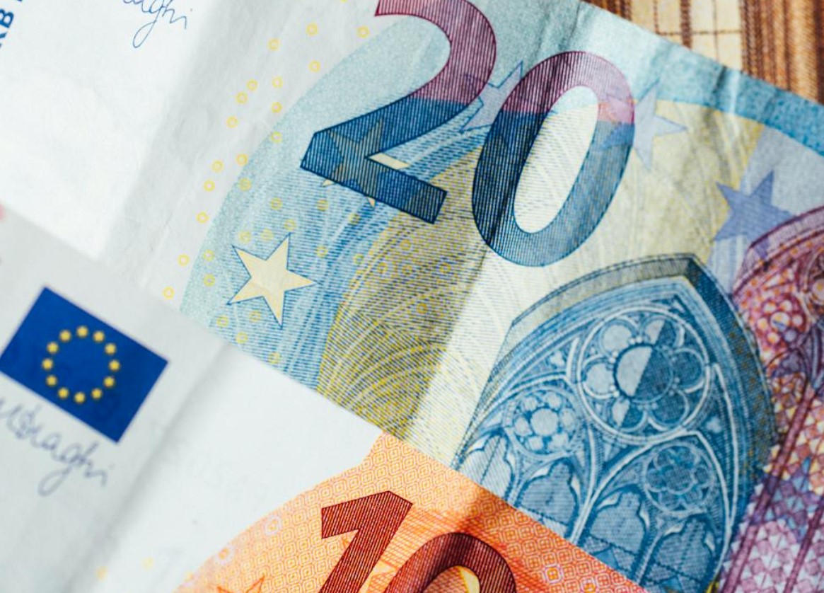 State scholarships foundation ‘rents out €600k building for €500 per month’