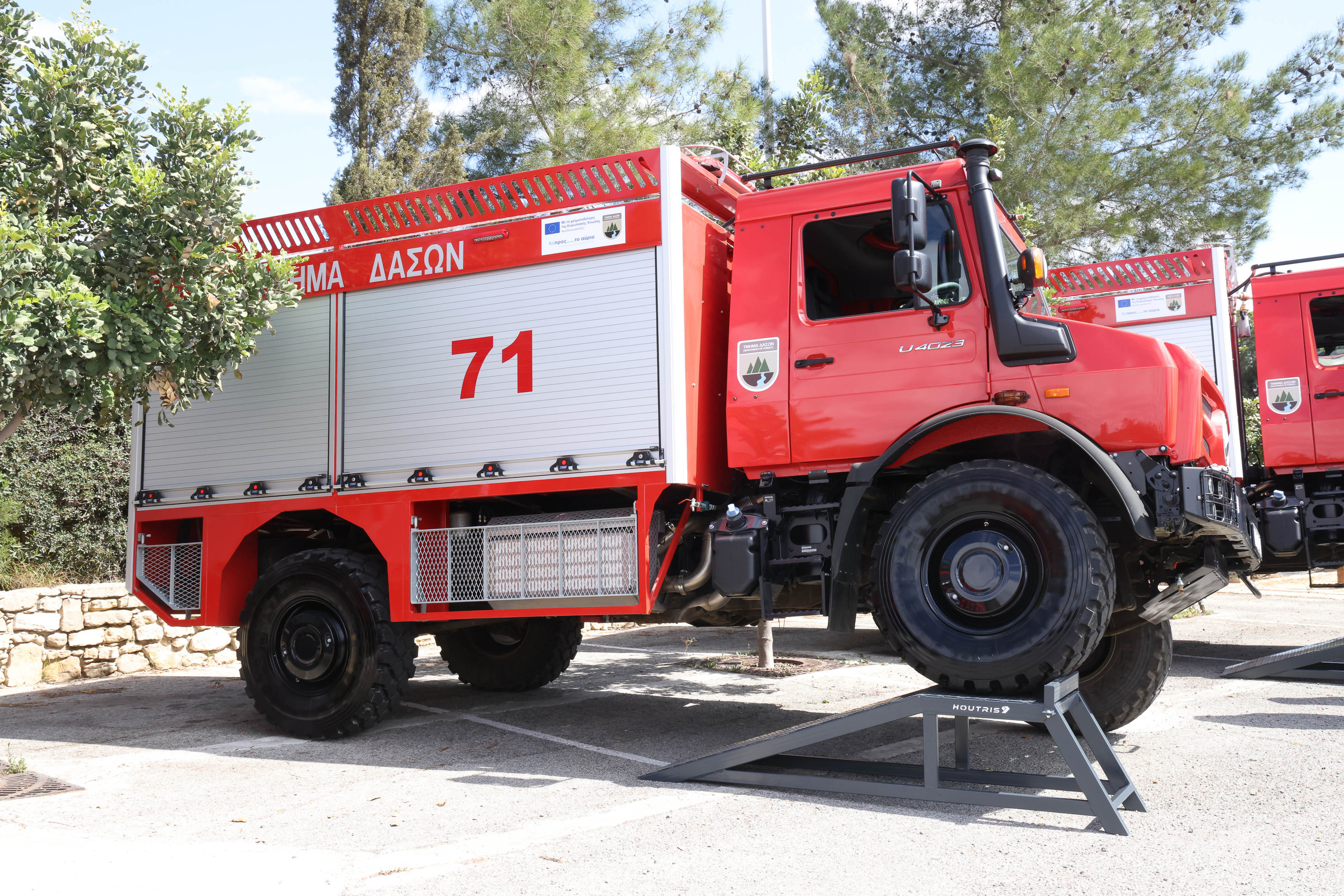 image Fire truck overturns during exercise, three injured