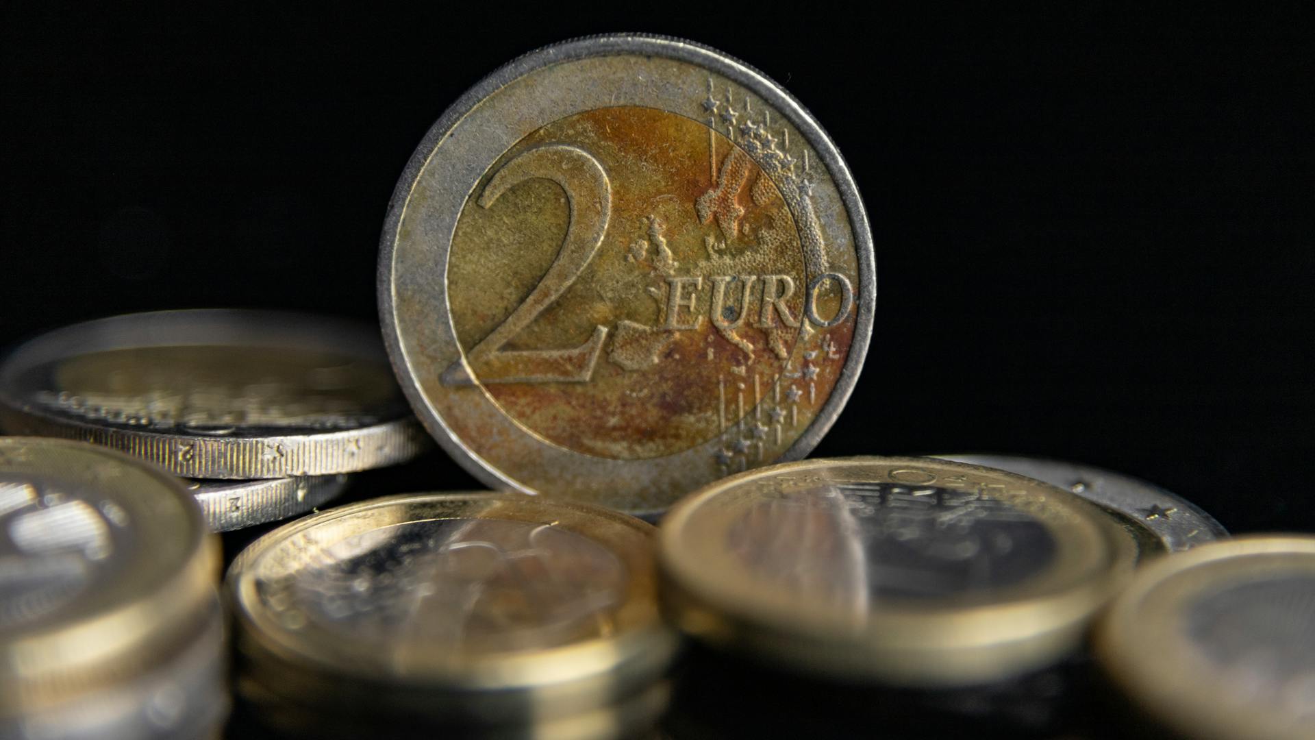 cover Cyprus consumer and housing loan rates rise again in June