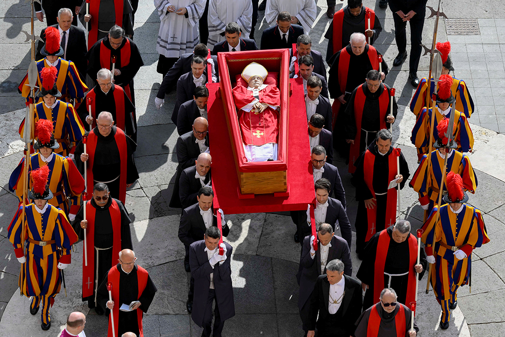 Pope’s body placed in St Peter’s Basilica after solemn procession