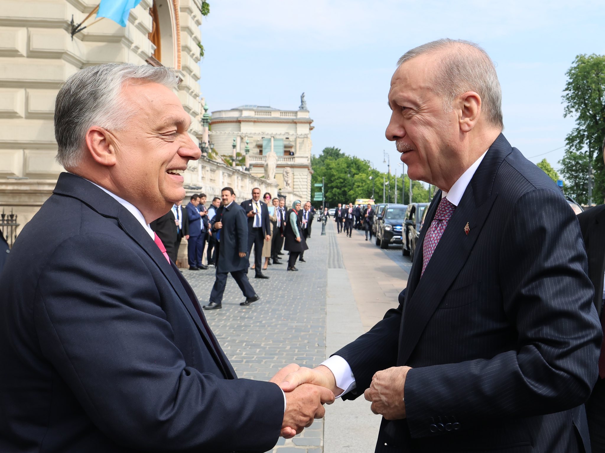 Turkish President Recep Tayyip Erdogan and Hungarian Prime Minister Viktor Orban at the OTS summit in Budapest