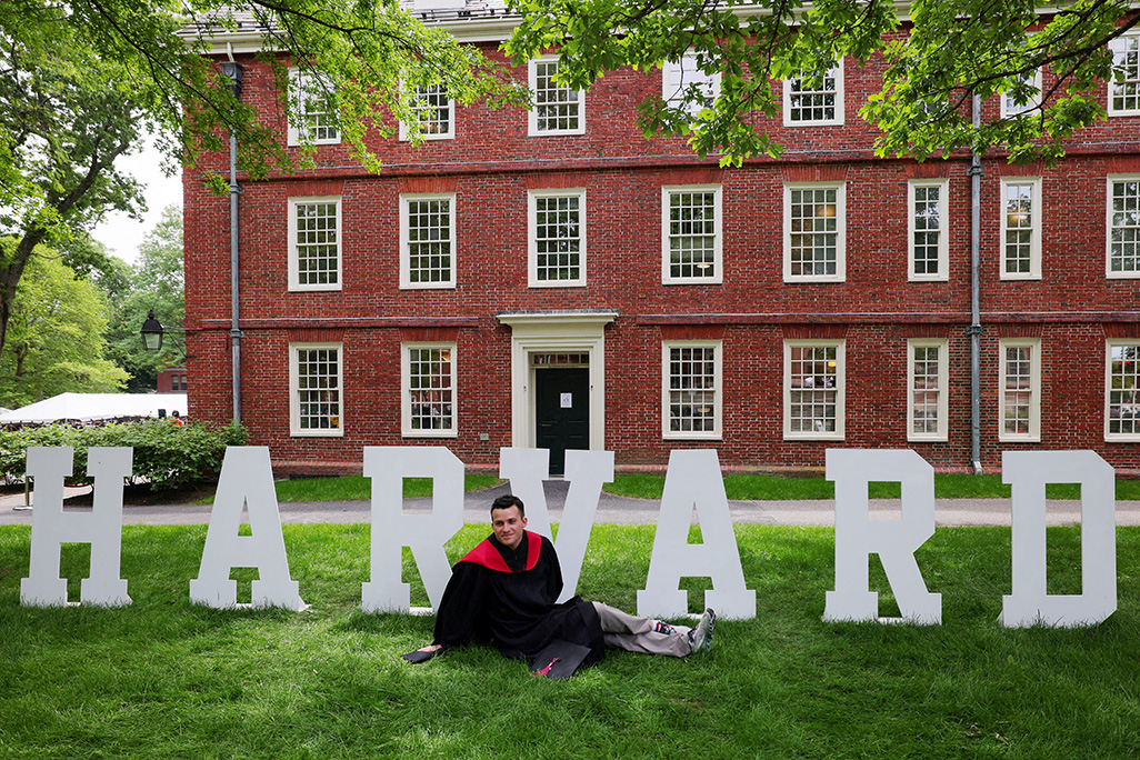 Trump suspends entry of international students studying at Harvard