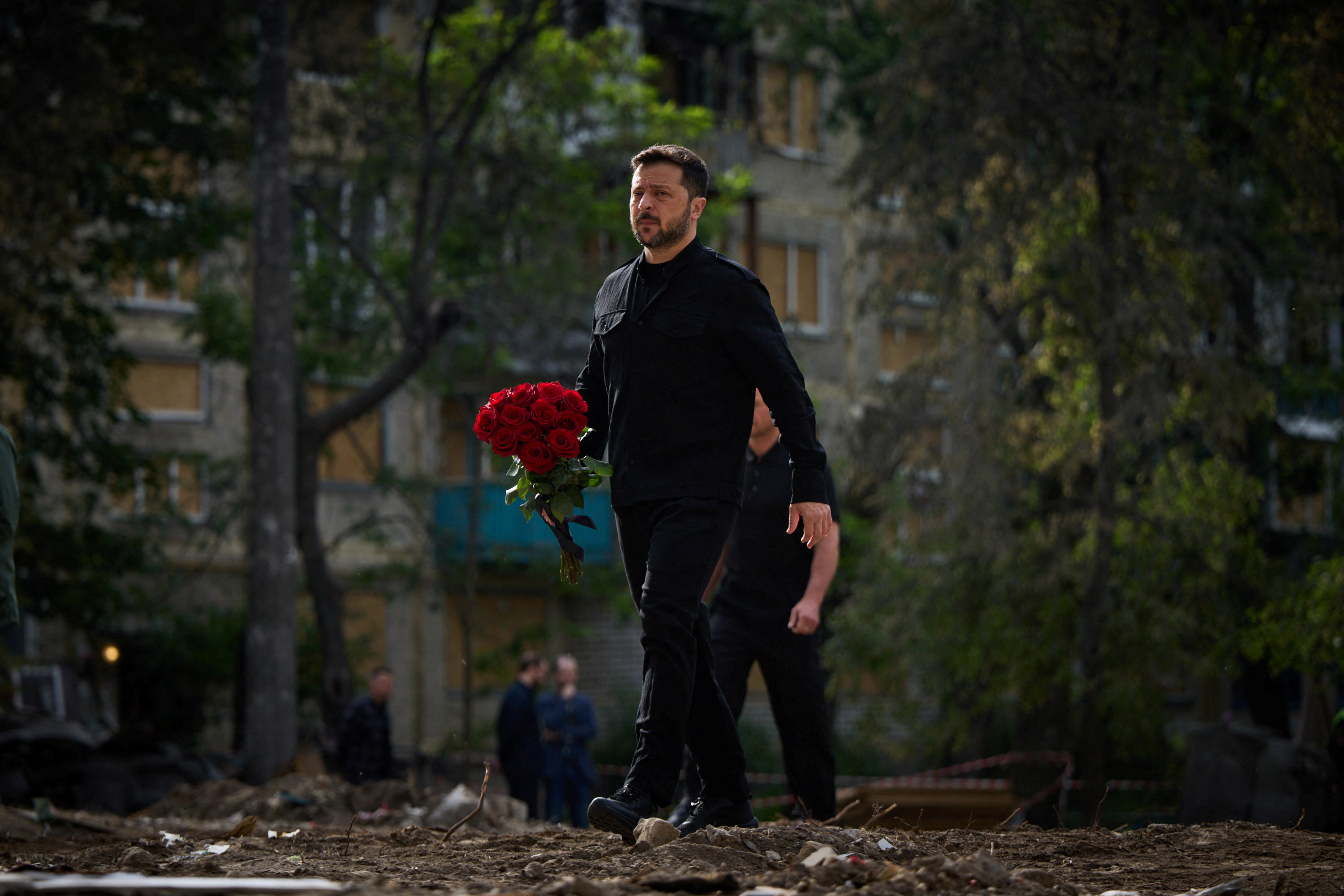 Ukraine’s Zelenskiy appoints new commander of land forces