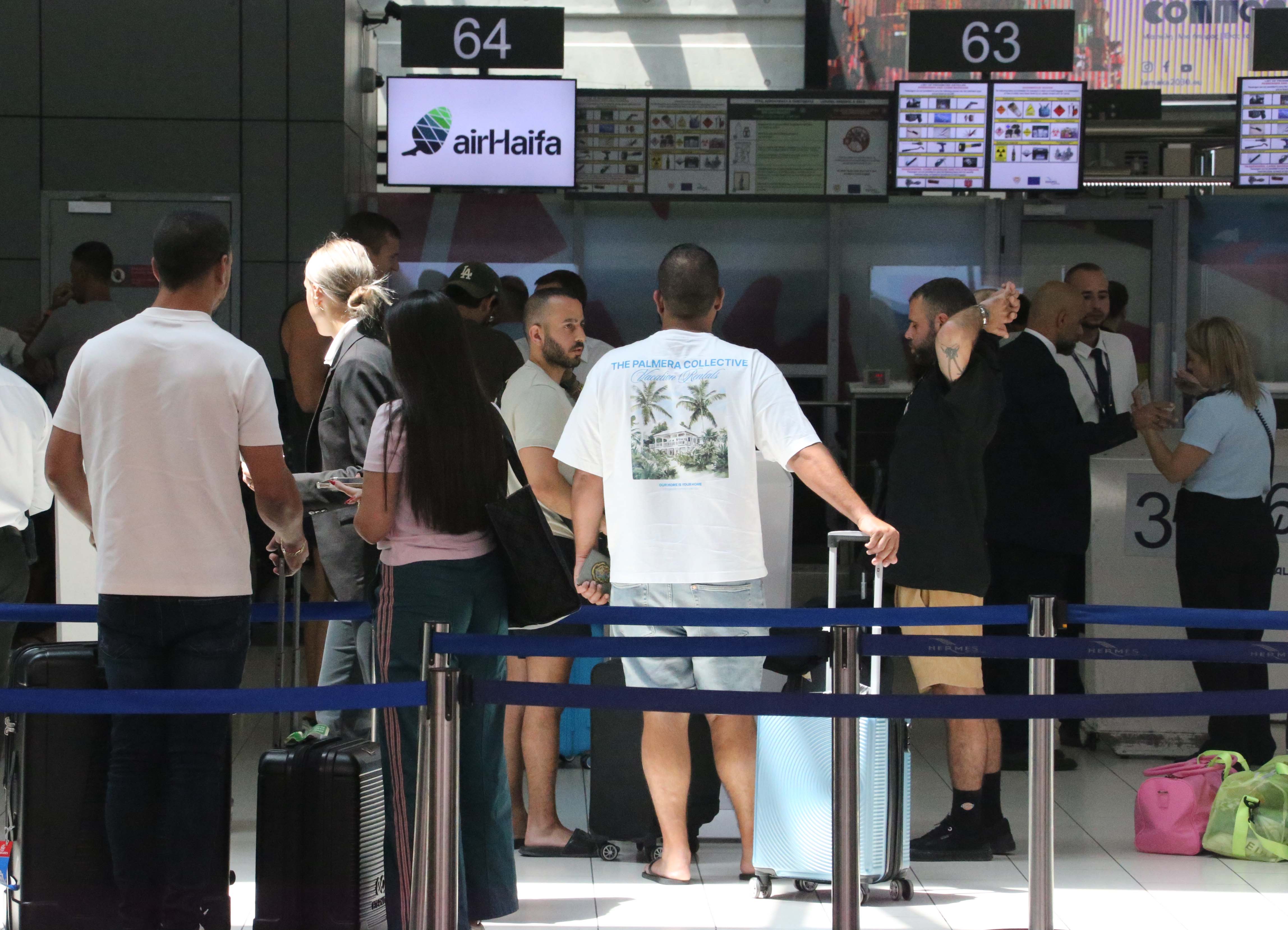 cover Flight confusion persists despite ceasefire claims