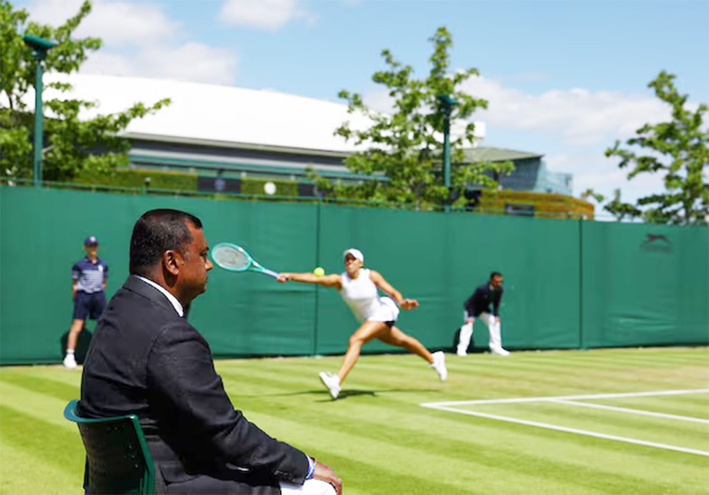 cover Wimbledon&#8217;s human touch yields to electronic eyes 