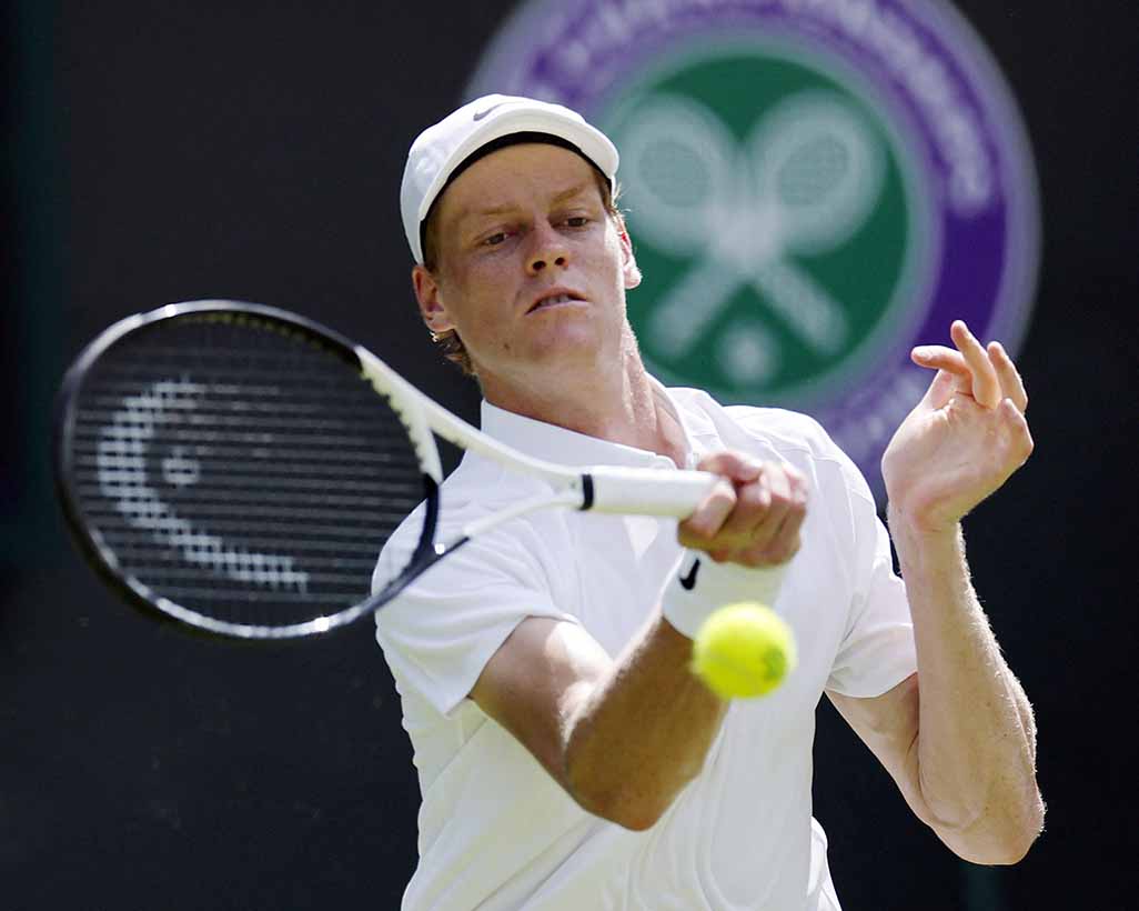 cover Sinner cruises at Wimbledon as seeds fall (wrapup)