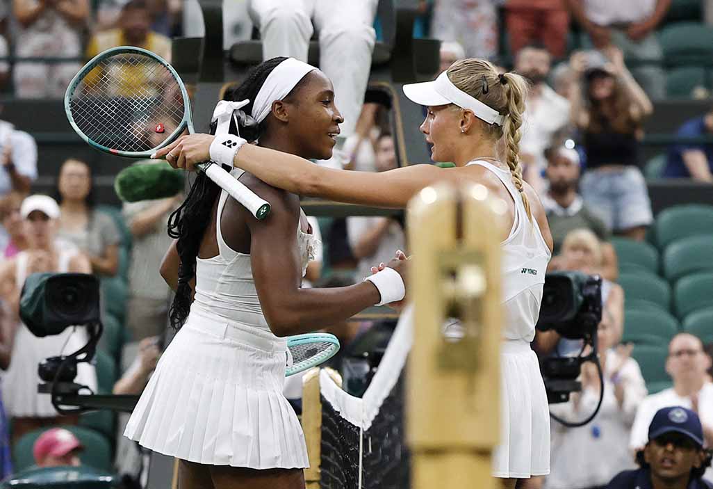 cover Out-of-sorts Gauff crashes out of Wimbledon in first round