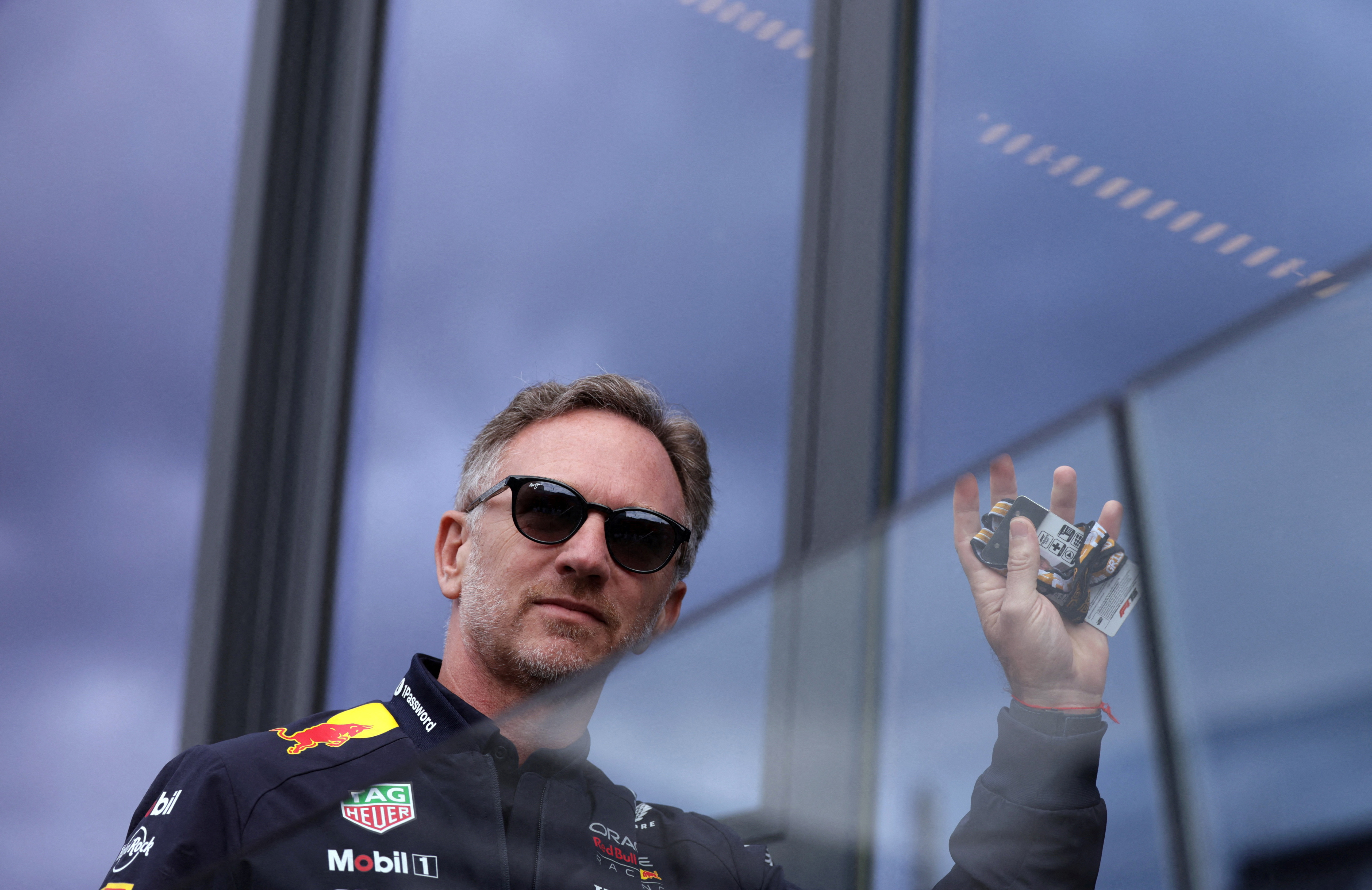 cover Red Bull sack team principal Horner, appoint Mekies
