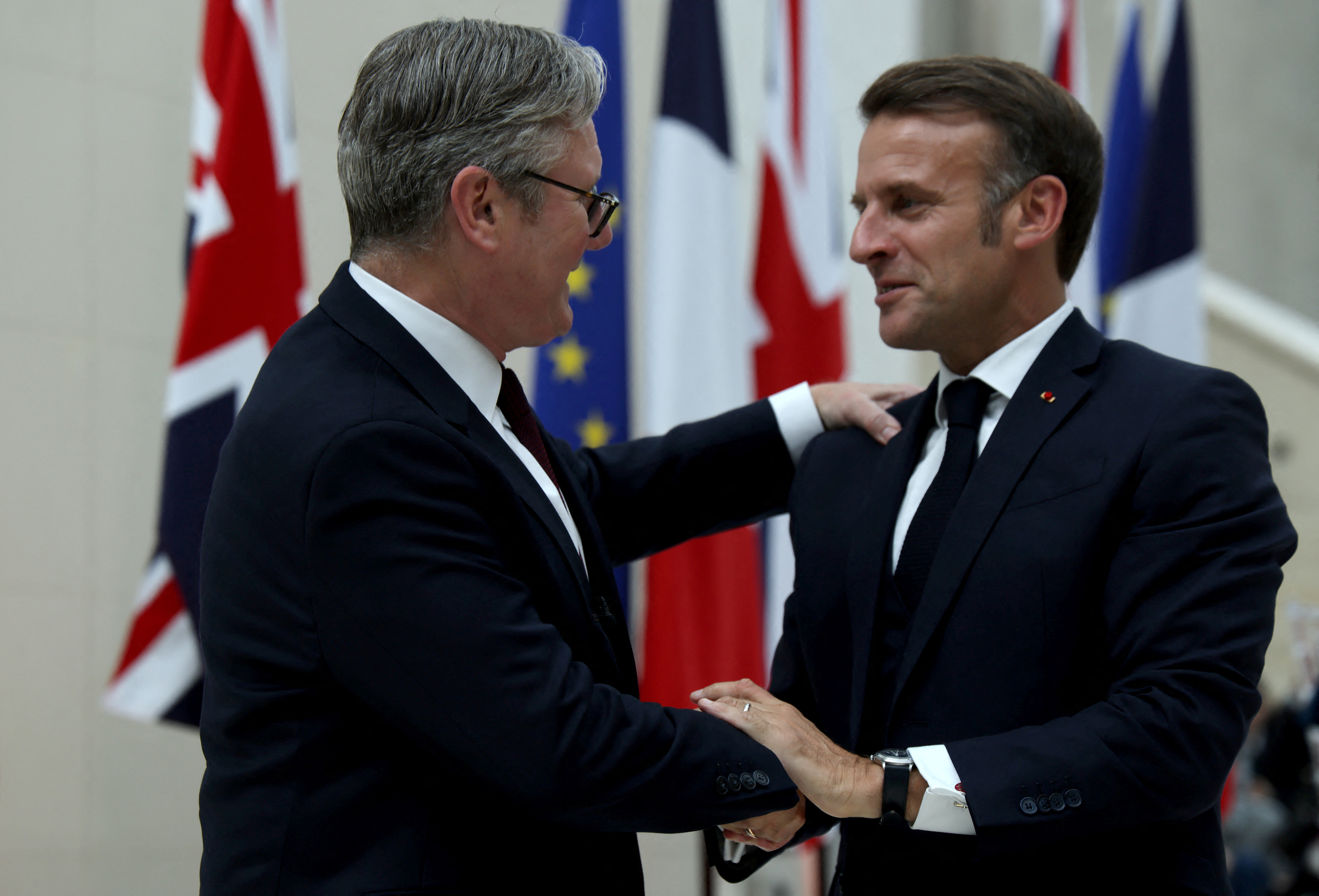 cover Starmer and Macron agree on need for new migrant deterrent, UK says