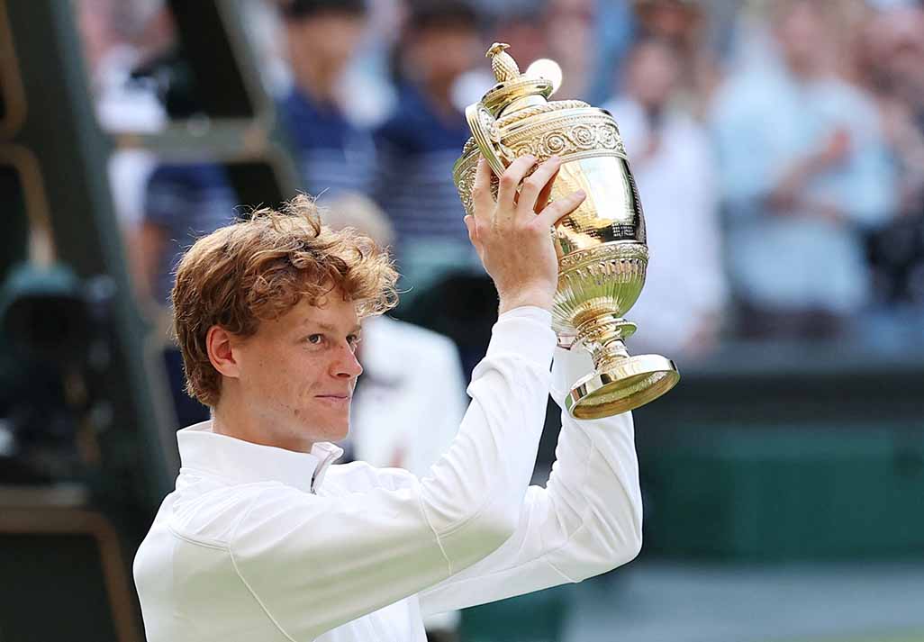 image Sinner banishes Roland Garros demons to de-throne Alcaraz at Wimbledon