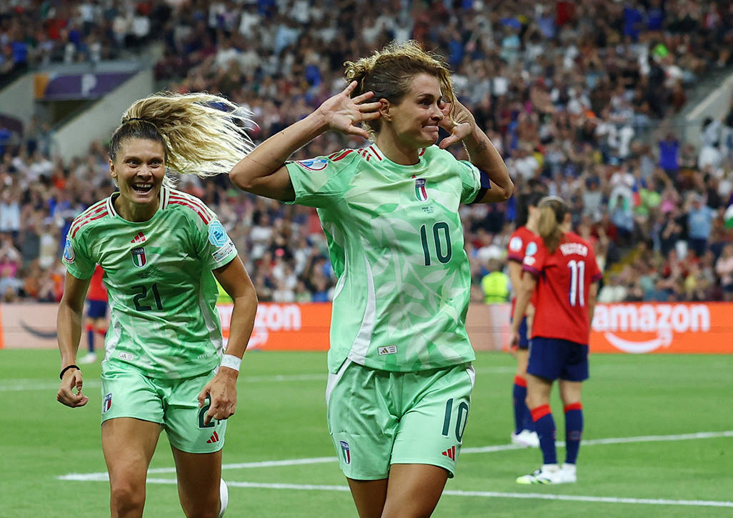Girelli at the double as Italy strike late to reach Euro 2025 semi-finals