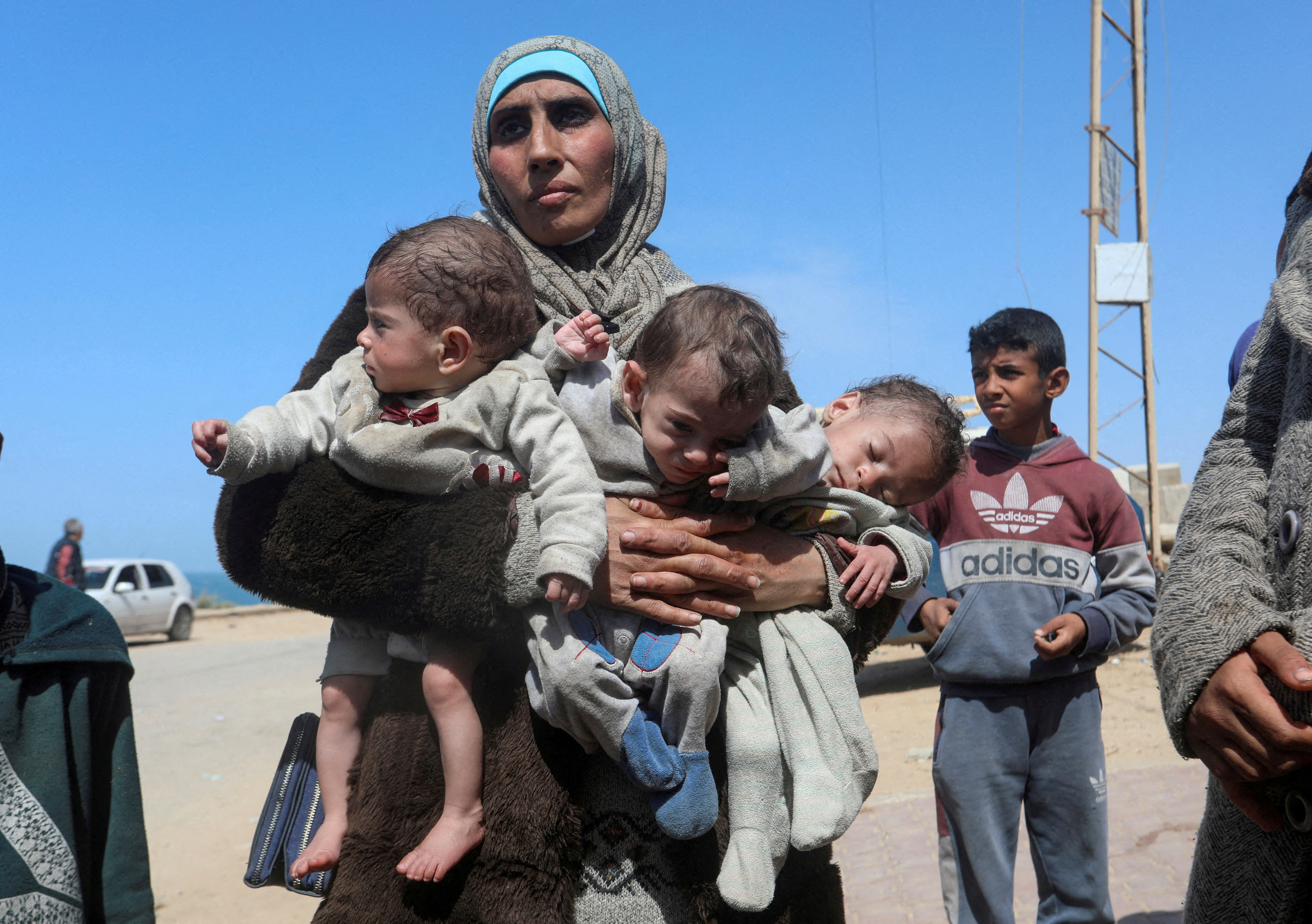 cover Israel brings delegation home from Gaza ceasefire talks to discuss Hamas response