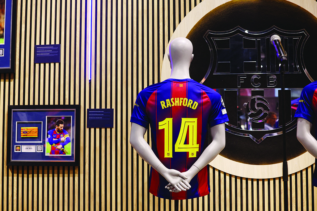 cover Rashford joins Barcelona on loan from Man United