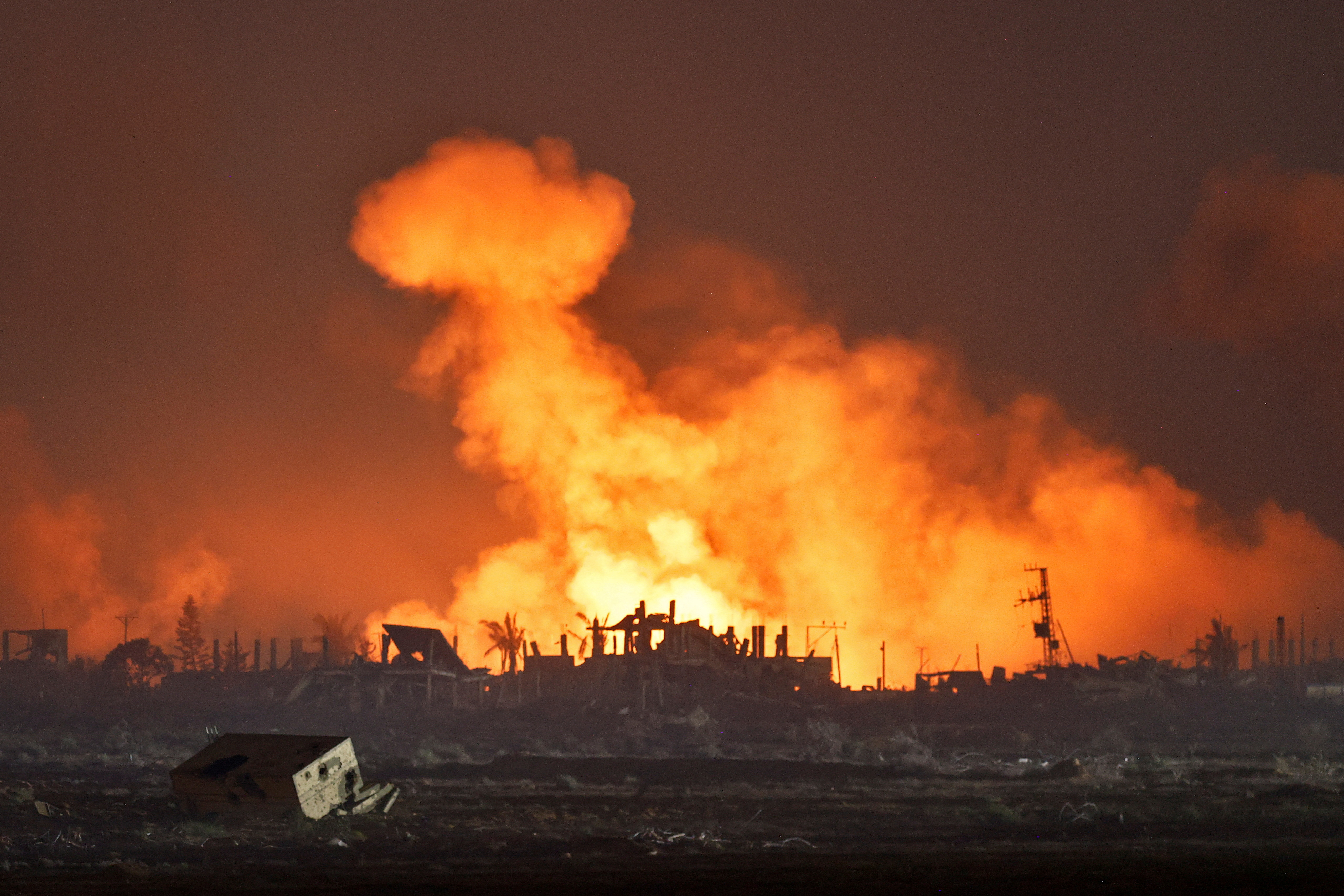 cover UK&#8217;s Starmer to hold urgent talks over Gaza &#8216;humanitarian catastrophe&#8217;