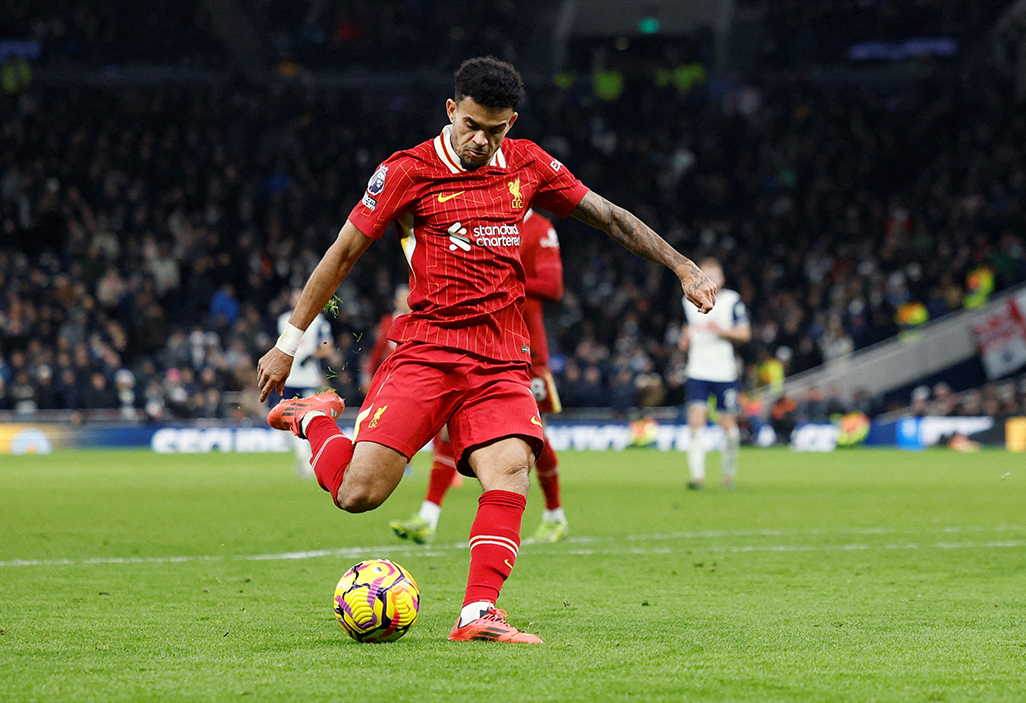 cover Bayern sign Luis Diaz from Liverpool