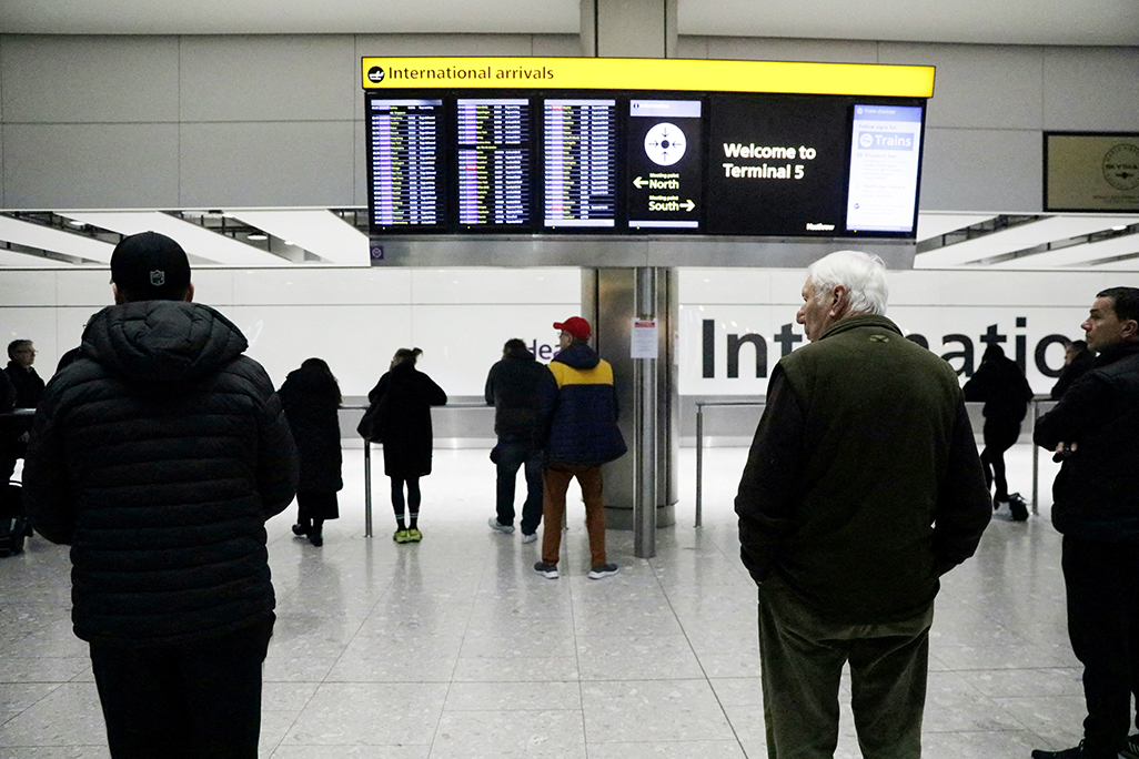 UK airports disrupted by air traffic control issue