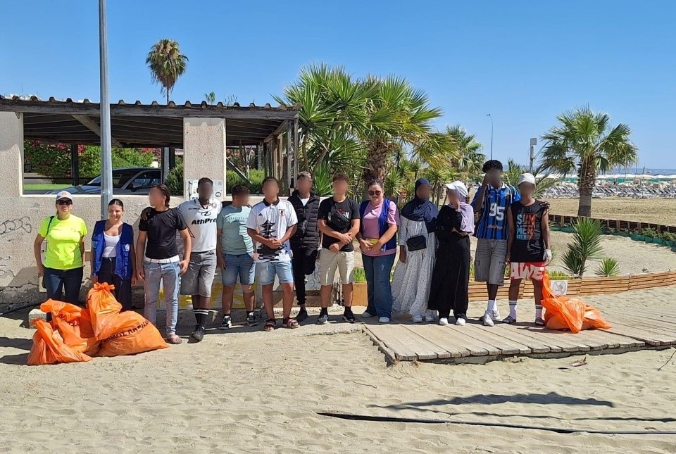 Mackenzie beach spick and span after teens’ voluntary clean-up