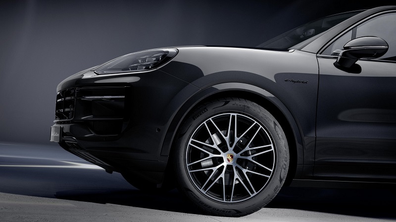 cover &#8216;Black Edition&#8217; Taycan, Cayenne models offer sporty elegance, performance at attractive price